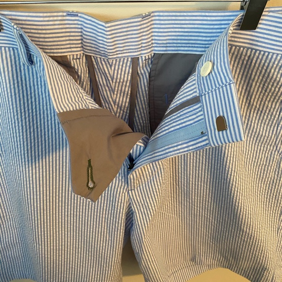 NWOT Bobby Jones Blue/White Seer Sucker Golf Short - Picture 2 of 11